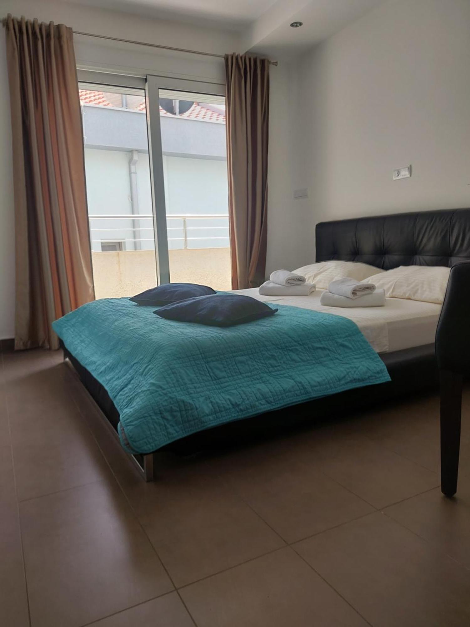 Apartman Bella *